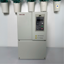 Biến tần bơm năng lượng mặt trời Delixi  37KW - 3 Pha