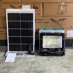 Đèn năng lượng mặt trời solar light 100w NT-SF100