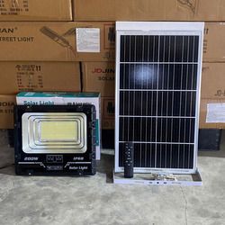 Đèn pha năng lượng mặt trời 200w Solar Light NT-SF200