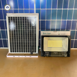Đèn pha năng lượng mặt trời Solar Light 1000w NT-SF1000