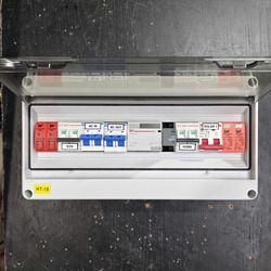 Tủ Điện Nhựa Hybrid 6kW Contactor 63A Chuyển Nhanh 1 String
